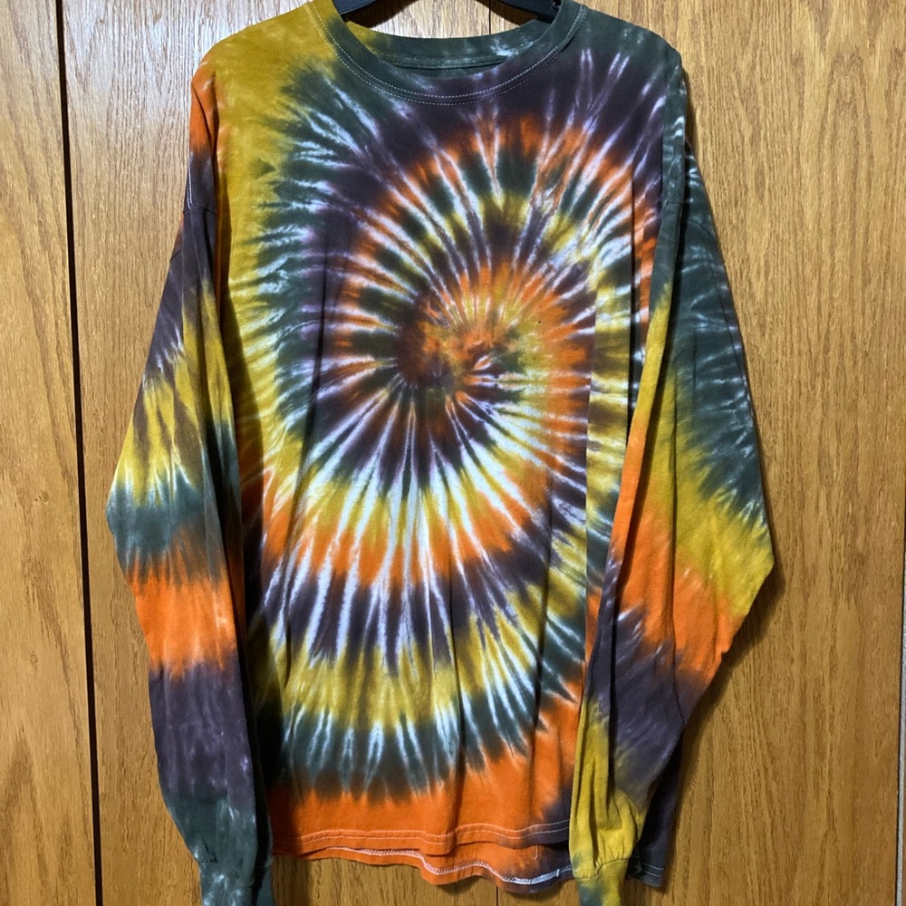 Colorful Tie-Dye Long Sleeve Shirt